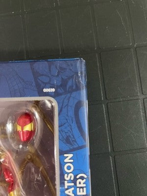 Marvel Legends Magic: The Gathering Action Figura Mary Jane Watson Danneggiato